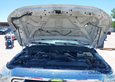 2016 Ford F-250 Lariat z USA, uszkodzony, nr VIN 1FT7W2BT7GEC60537